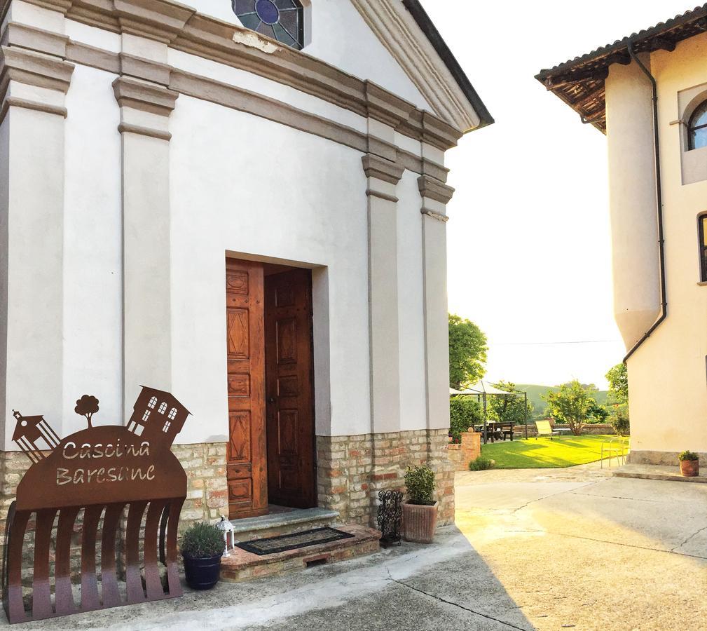 アルバ Cascina Baresane Bed & Breakfast エクステリア 写真