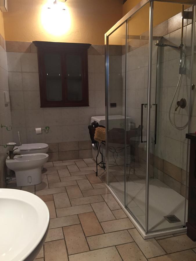 アルバ Cascina Baresane Bed & Breakfast エクステリア 写真
